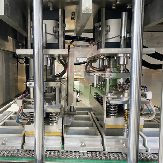 Linear-Typ Weiche Tofu-Behälter-Kontinuierende Bewegungsabfüllmaschine